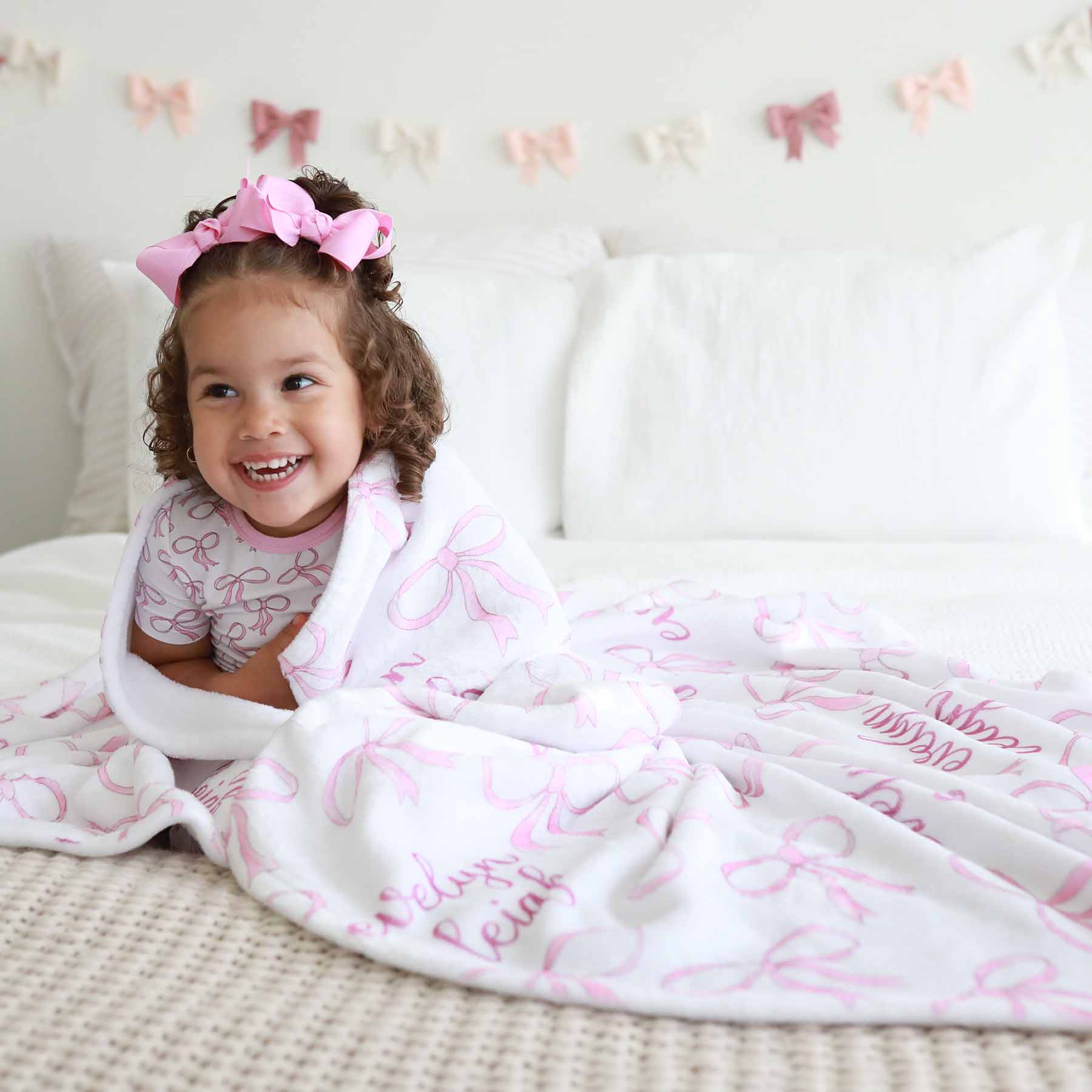 Blushing Bows Personalized Kids Blanket - Image 5