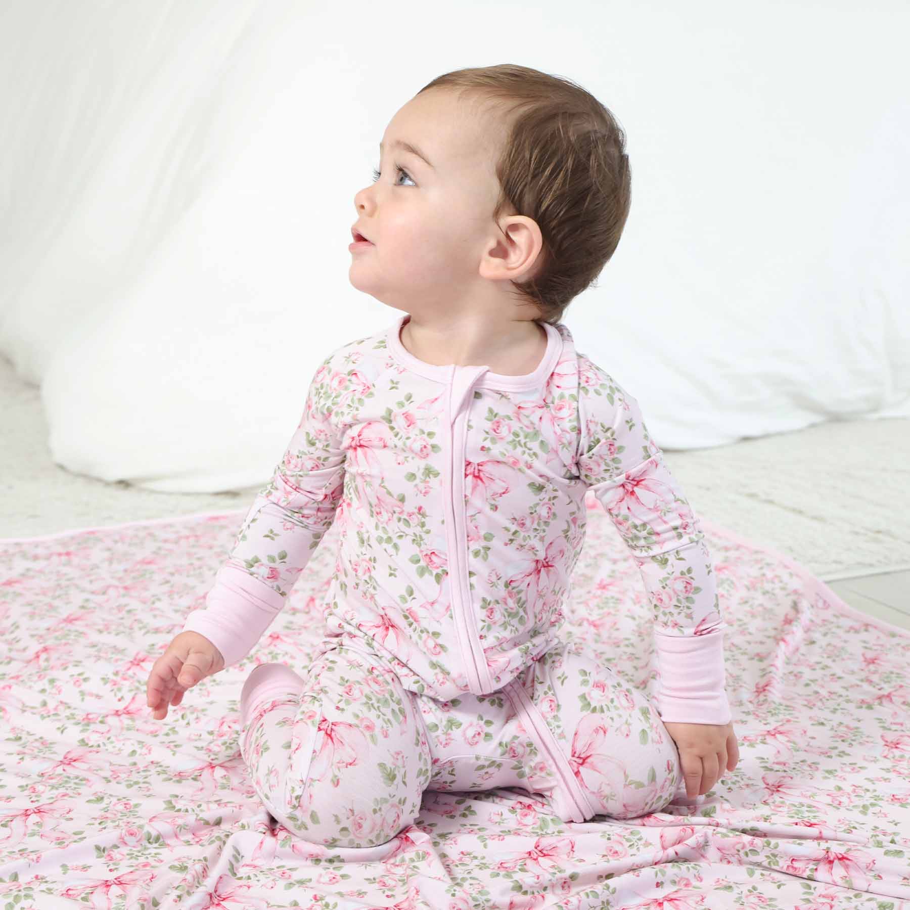 Bows in Bloom Convertible Zip Romper - Image 4
