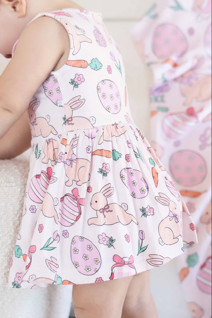 Collared Twirl Bodysuit | Hoppy Spring - Image 6
