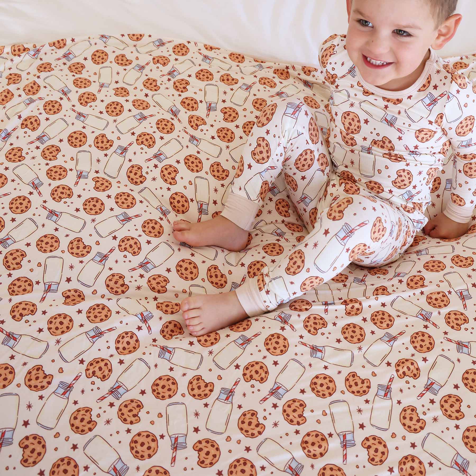 Cookie Cuddles Double Sided Bamboo Blanket - Image 7
