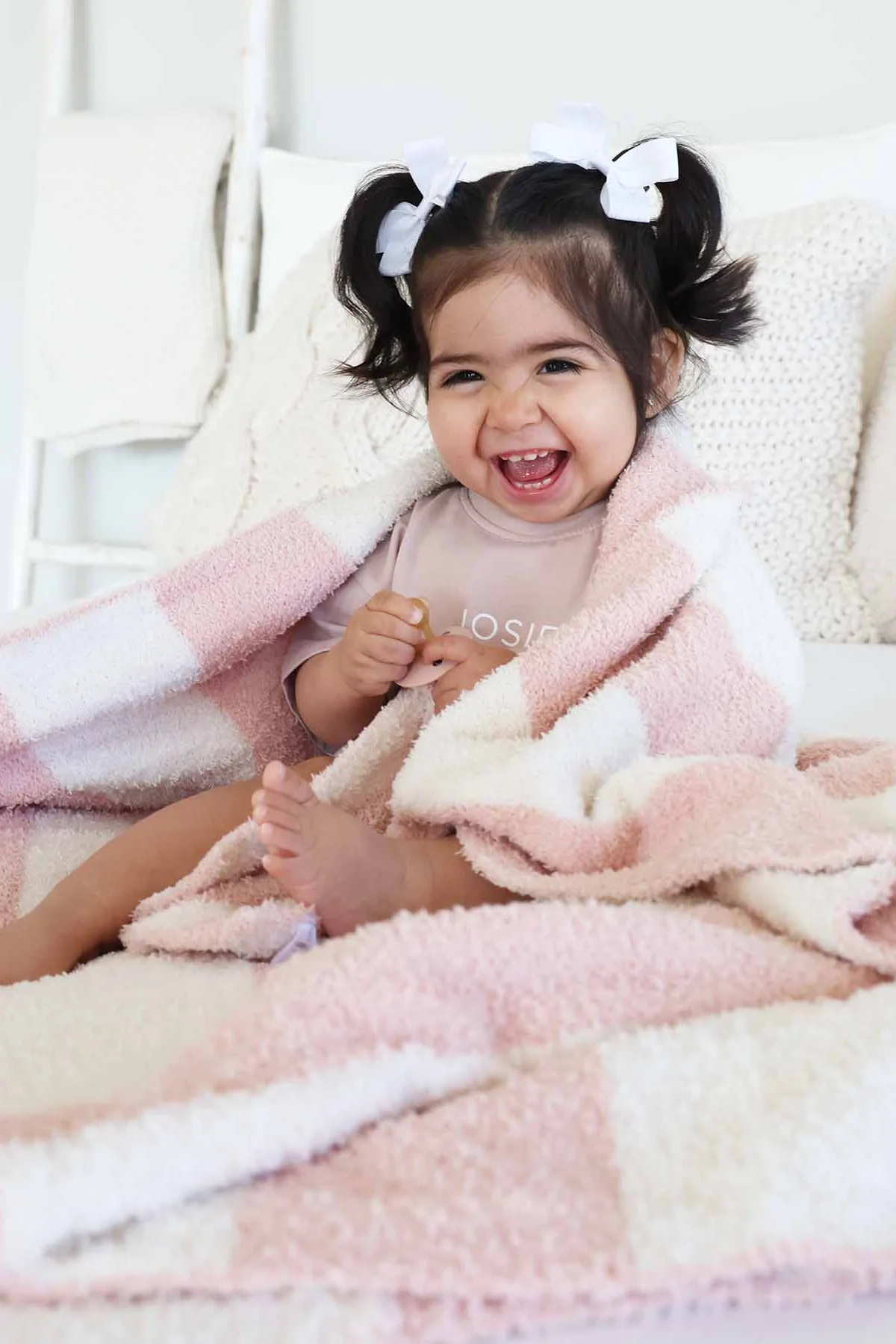 CuddleLane™ Luxe Blankets | Stripe - Image 2