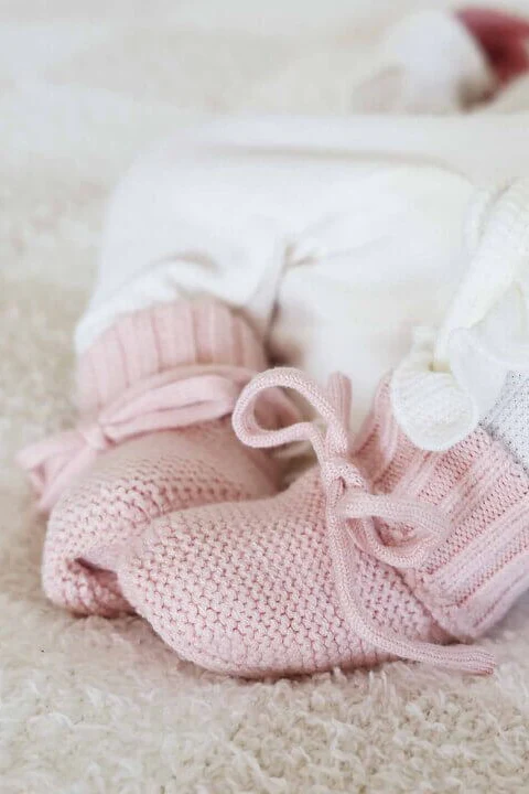 Knit Newborn Bow Booties - Image 3