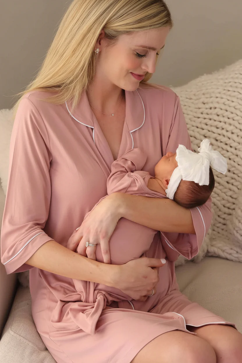 Labor & Delivery Nightgown - Image 9
