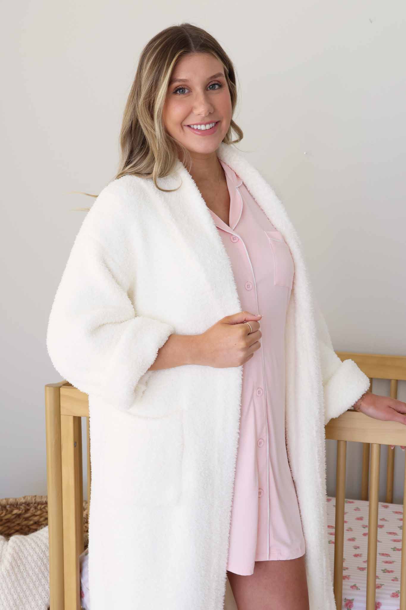 Labor & Delivery Nightgown | Baby Pink - Image 5