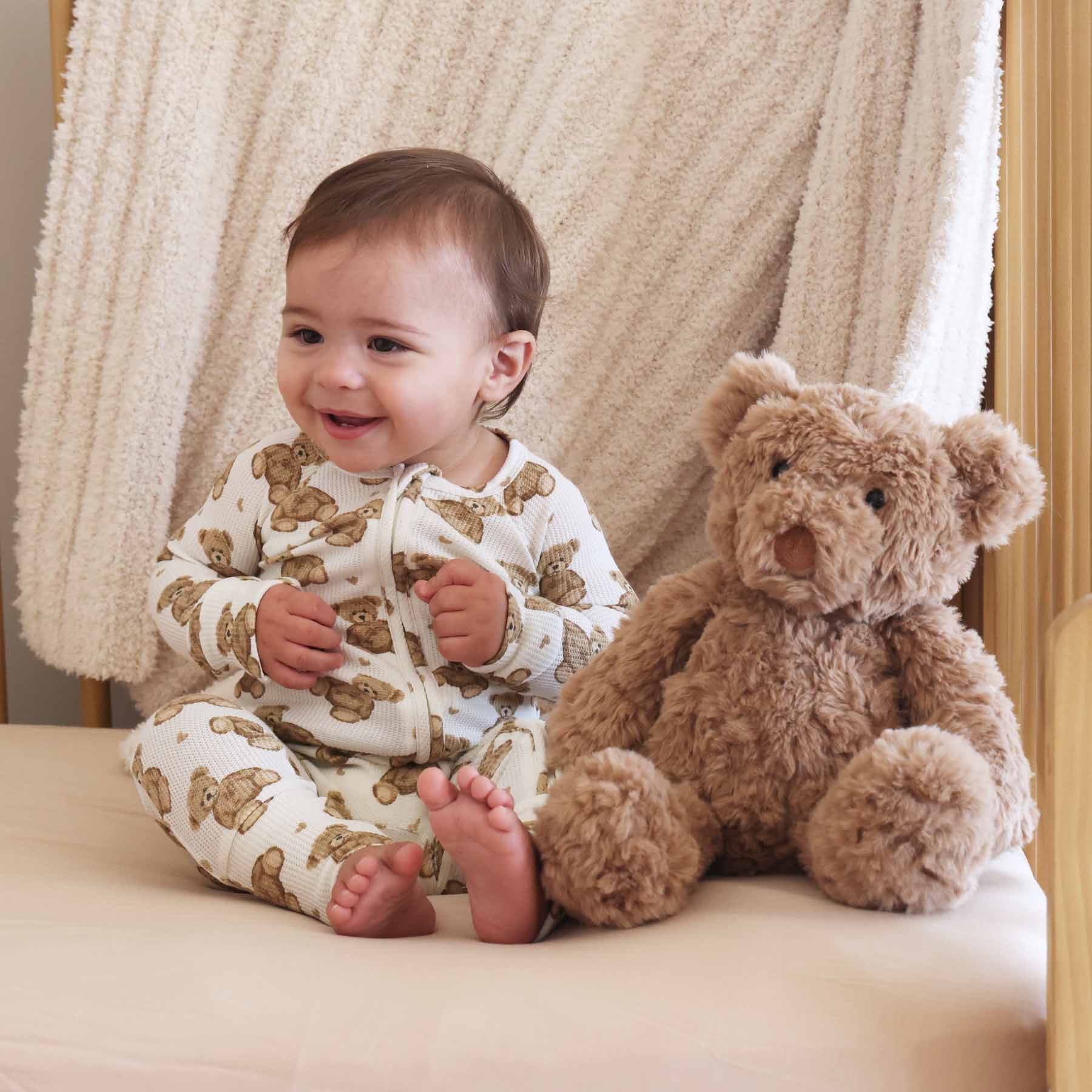 Large Cuddle Plush Friends | Brody Bear - Image 2