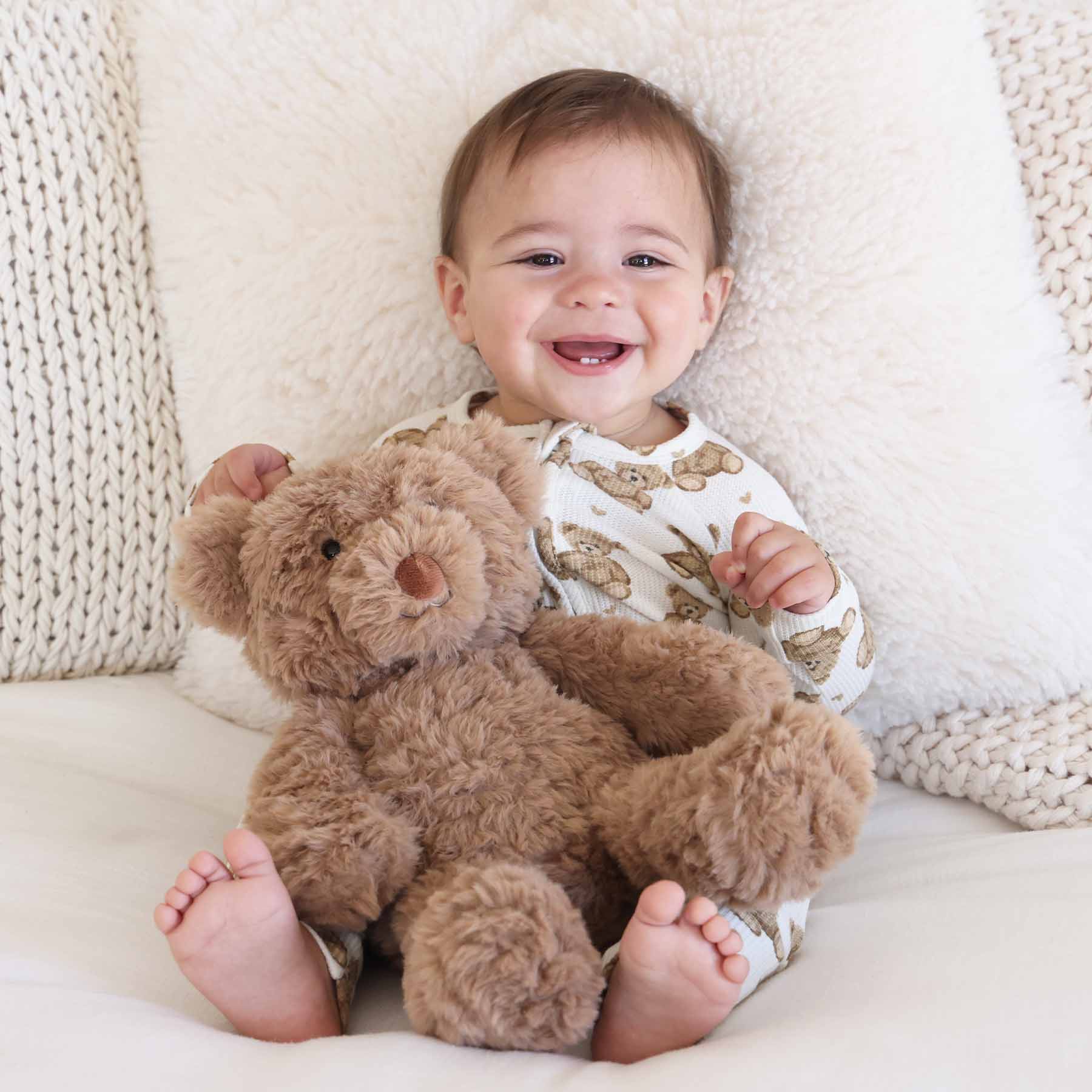 Large Cuddle Plush Friends | Brody Bear - Image 3