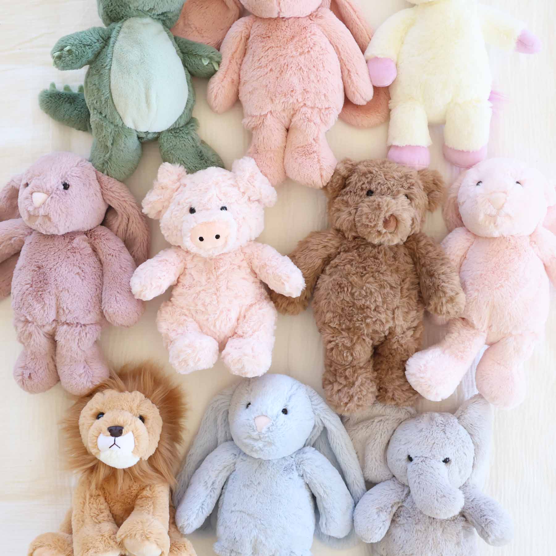 Large Cuddle Plush Friends | Brody Bear - Image 8