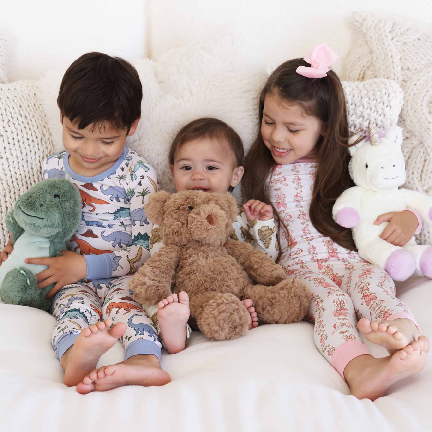 Large Cuddle Plush Friends | Sparkle Unicorn - Image 3