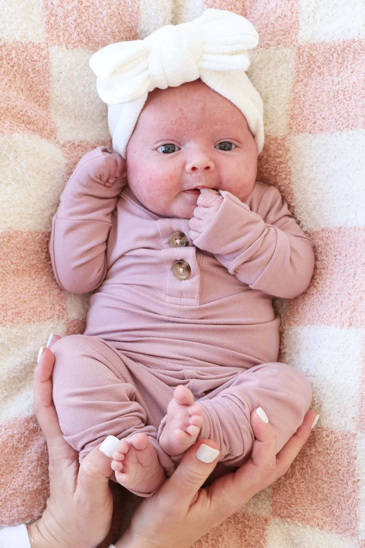 Large Knit Bow - Image 2