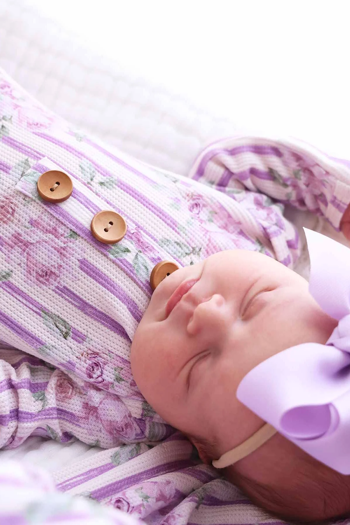 Lila's Lilacs Bamboo Waffle Newborn Baby Knot Gown & Hat Set - Image 5