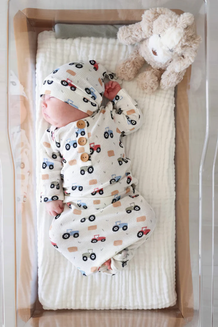 Little Farmer Bamboo Waffle Newborn Baby Knot Gown & Hat Set