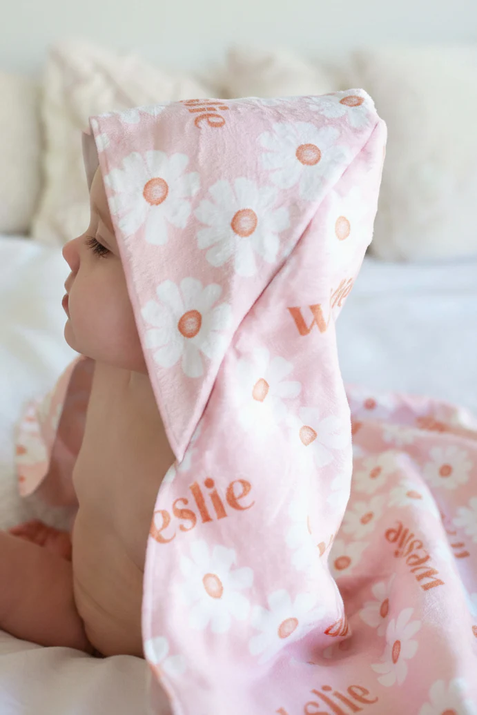 Personalized Hooded Towel | Peach Dream - Image 3