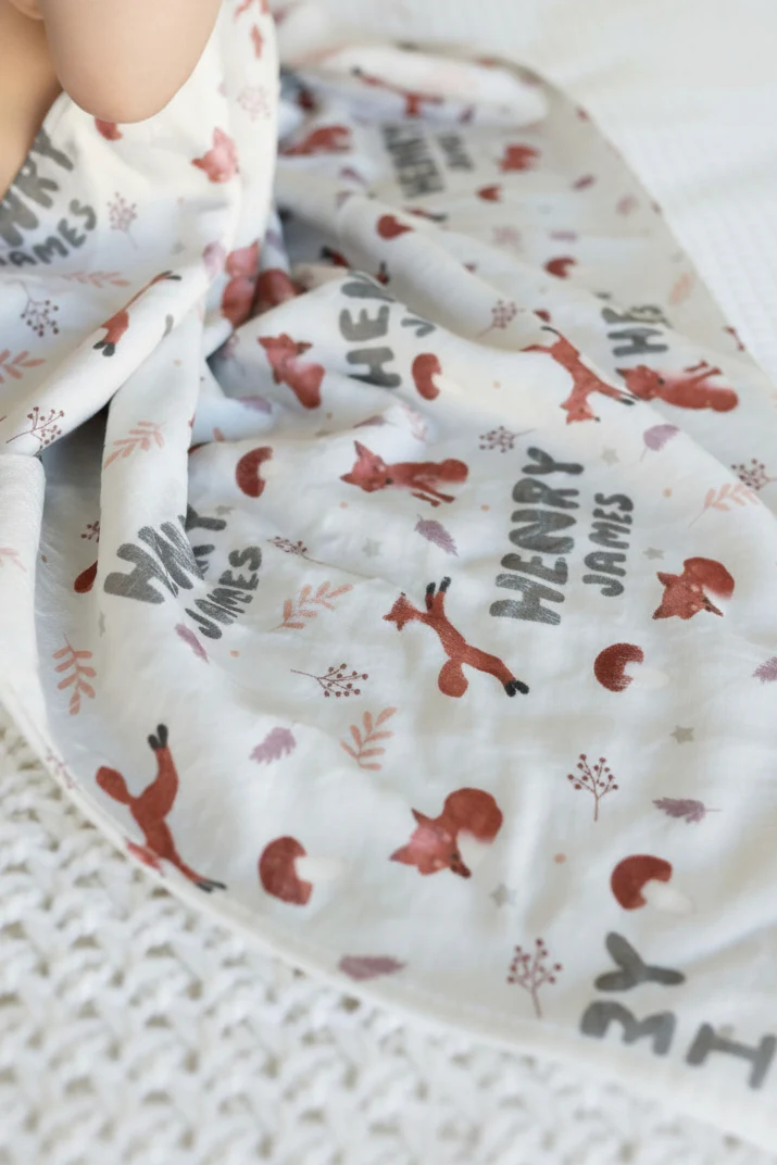 Personalized Hooded Towel | Red Fox Run - Image 4