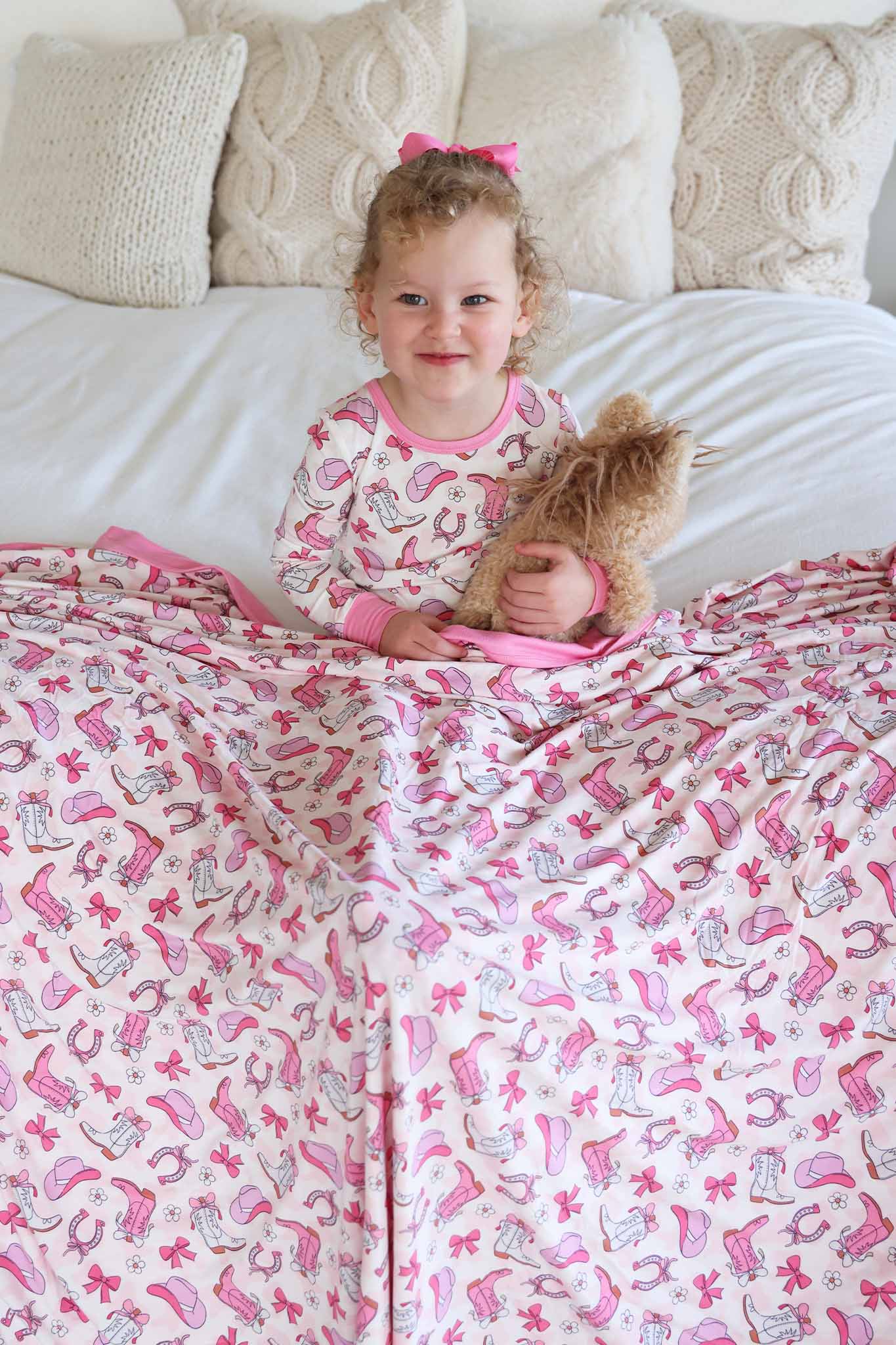 Rodeo Dreams Double Sided Bamboo Blanket | Pink - Image 3