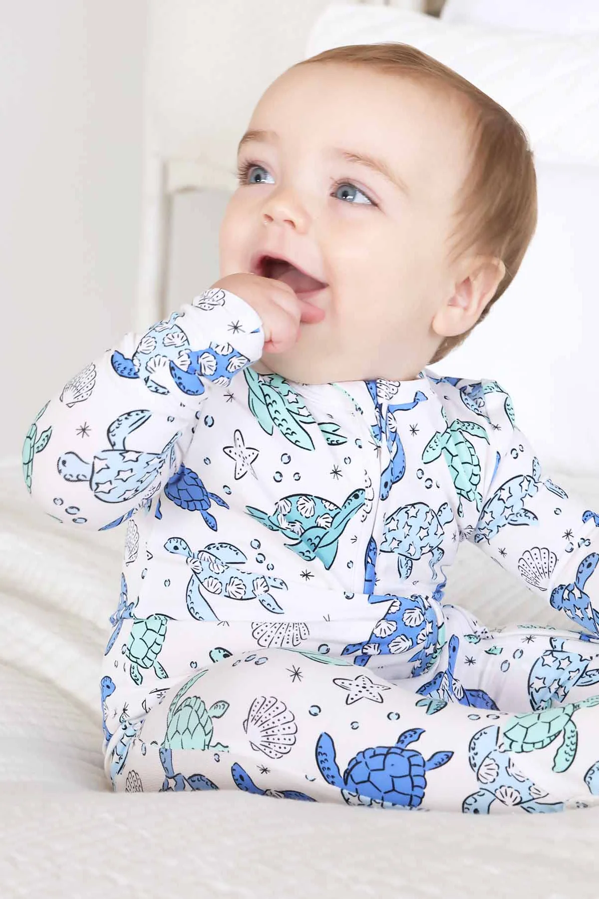 Sea Turtle Splash Zipper Footie - Image 4